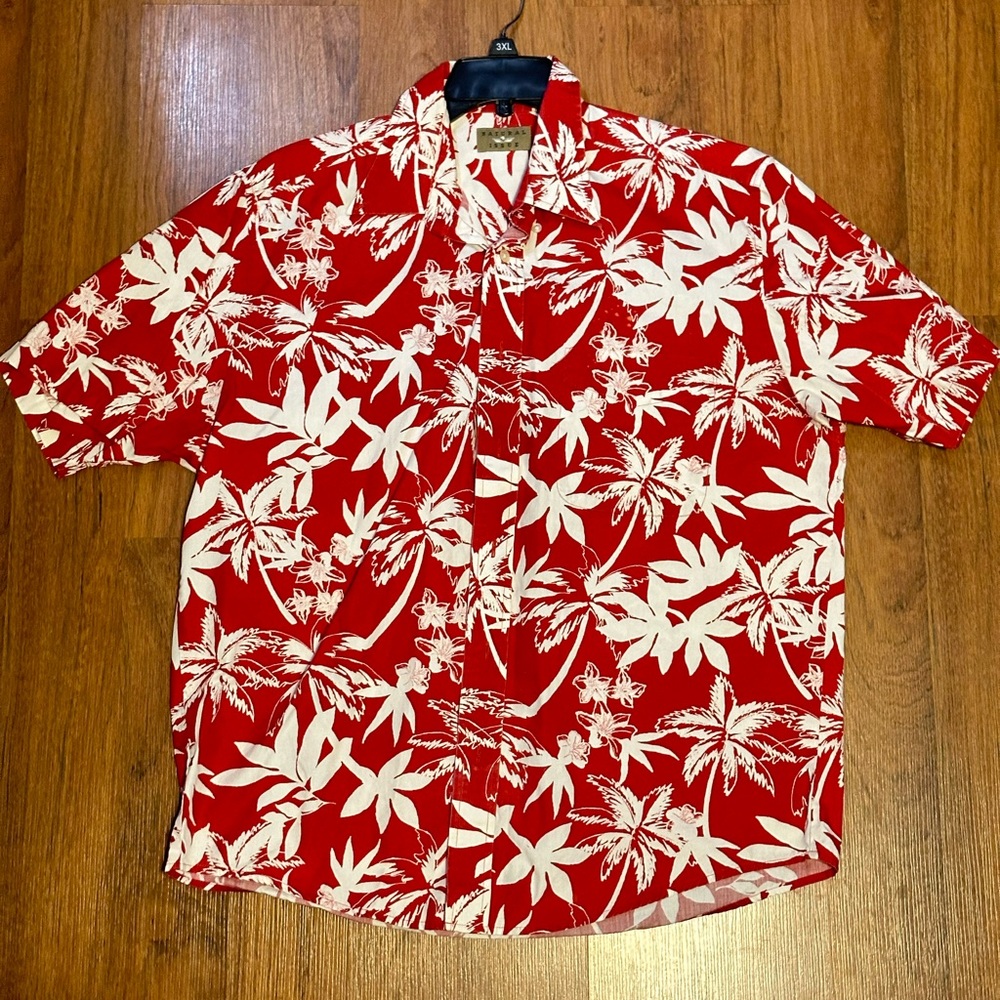 Natural Issue - Red & White - Hawaiian Button Down - Size Medium - Wrinkle Free